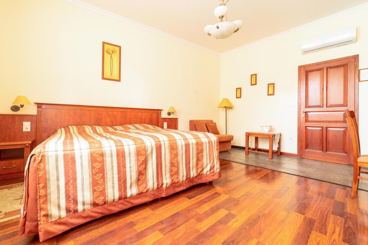 Pannon Hotel Bejelentkezes 20 Oraig, Check-In Until 20 O'Clock, Einchecken Bis 20 Uhr Mohács Eksteriør billede