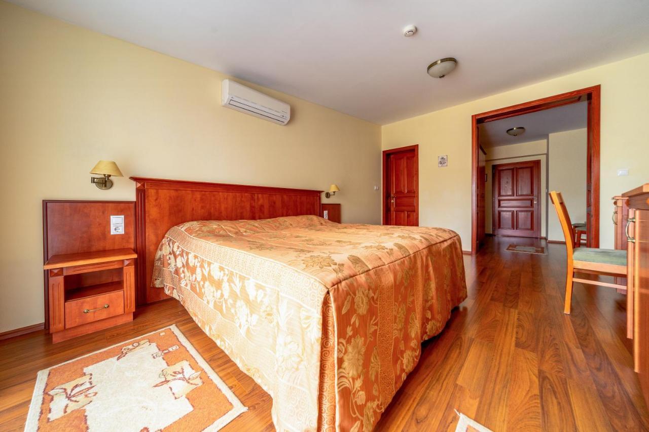 Pannon Hotel Bejelentkezes 20 Oraig, Check-In Until 20 O'Clock, Einchecken Bis 20 Uhr Mohács Eksteriør billede